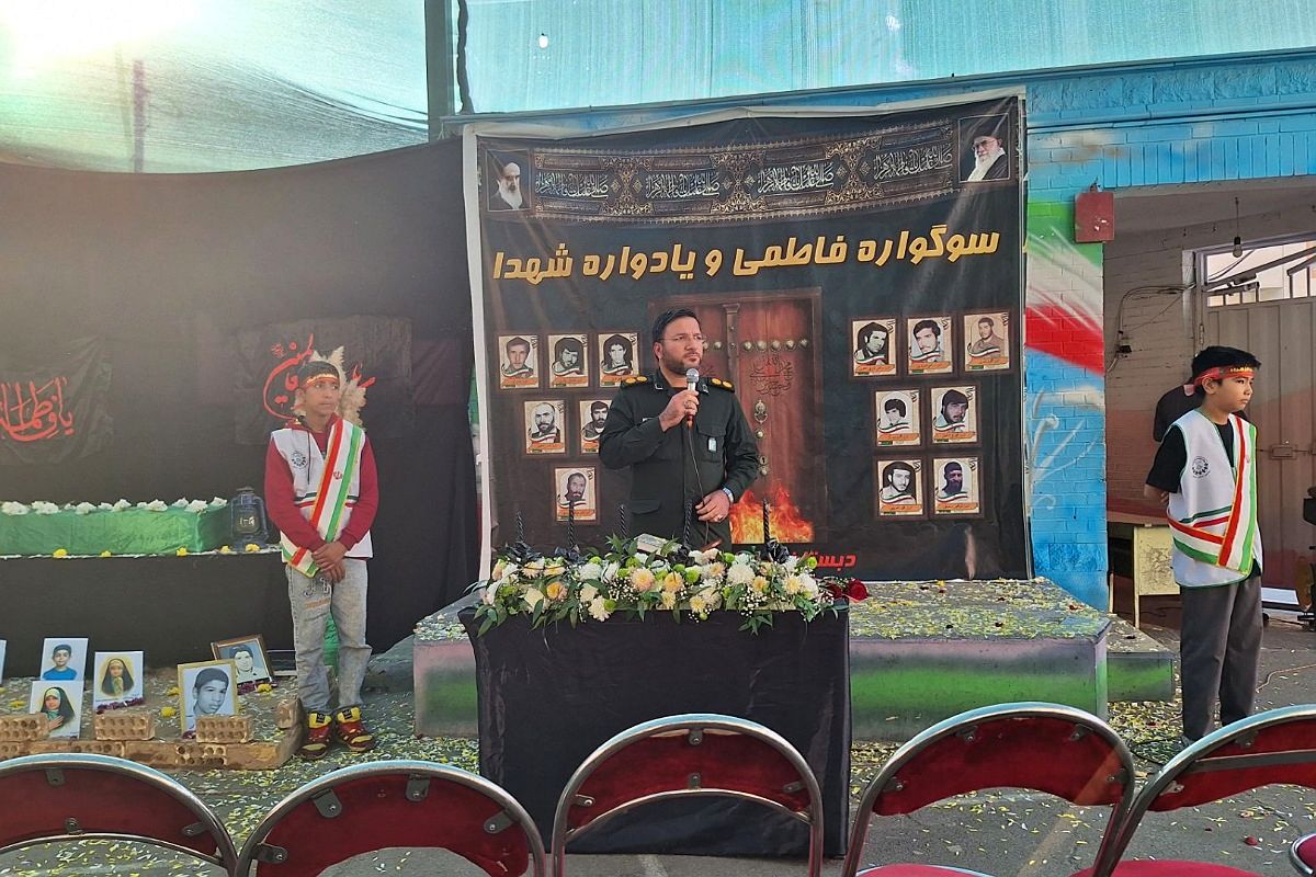 سوگواری معنوی در شیخ جنید(ره)؛ مدرسه غرق در عطر فاطمیه