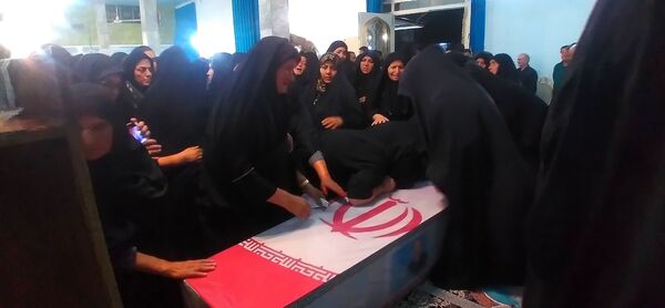 وداع با پیکر جانباز شهید حاج منوچهر بخشنده