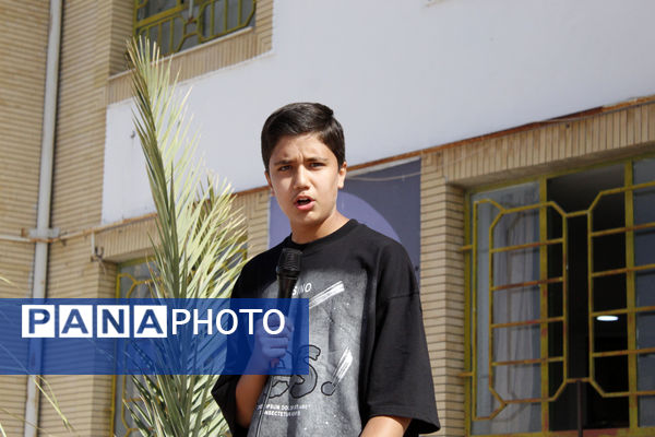 گرامیداشت هفته دفاع مقدس در دبیرستان شریعتی جاجرم