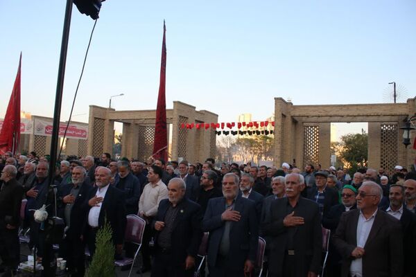 استقبال باشکوه مجاوران امام مهربانی‌ها از میهمانان بیست و دومین اجلاسیه بین‌المللی پیرغلامان حسینی در مشهد