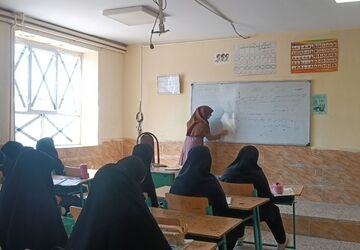  یرپایی کلاس‌های تقویتی در مدرسه زینبیه دو شهرستان پلدختر