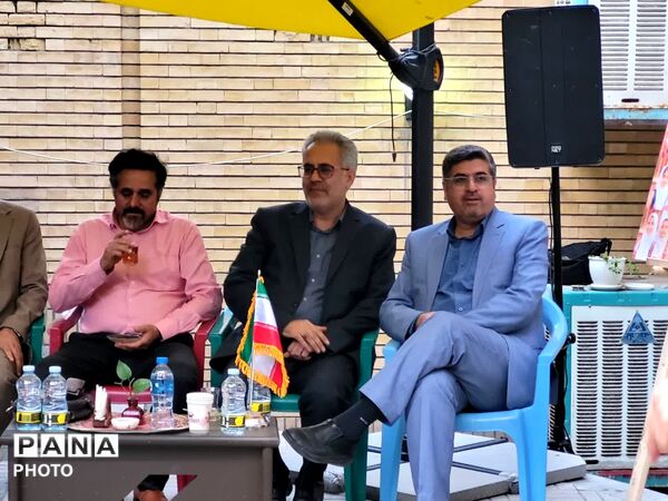 برگزاری شب شعر روایت عهد با حضور فرهیختگان شعر و ادب ناحیه ۳
