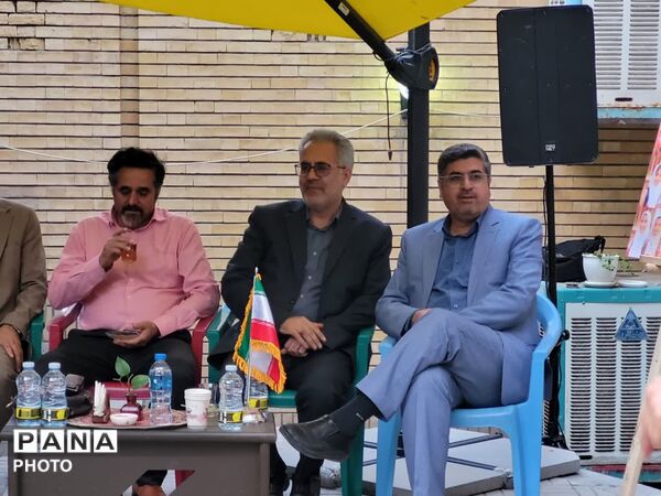 برگزاری شب شعر روایت عهد با حضور فرهیختگان شعر و ادب ناحیه ۳
