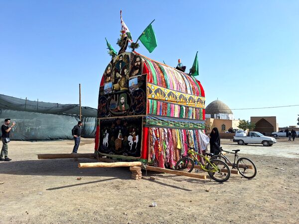 شکوه نخل‌گردانی در گناباد؛ تصویری از عشق و ارادت در محرم