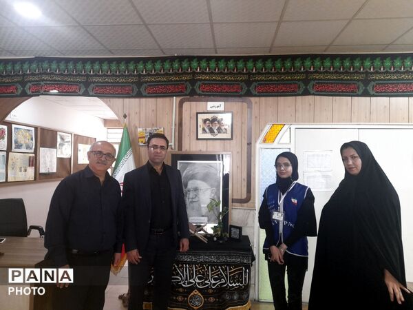 مدرسه شاهد شهیده ناهید فاتحی؛ میزبان زائران مراسم تشییع رهبر شهید