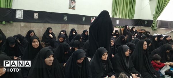 چهلمین روز شهادت امام خامنه‌ای در آموزش و پرورش تبادکان