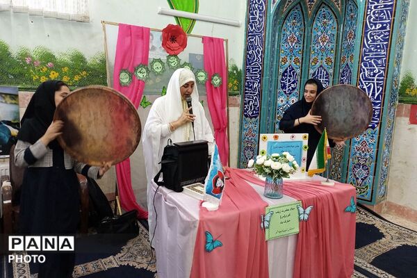 جشن میلاد حضرت زینب(س) در دبستان شهید آقچه‌لو رباط‌کریم