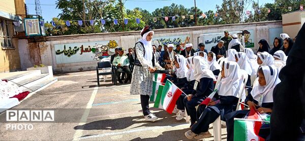 جشن شکوفه ها در دبستان عصمت