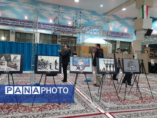 مراسم پاسداشت شهدای مقاومت و نمایشگاه آثار منتخب دانش‌آموزان رویداد آخراشه