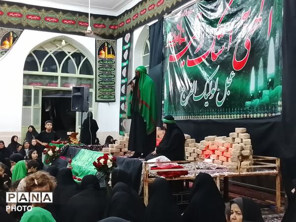 سفره‌داران کوچک میهمانان بزرگ اربعین در شهر جعفریه