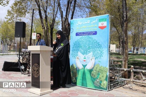 بغض های که از غم شعر می‌شوندو برروی نیمکت‌های آسمانی می‌نشینند 