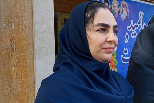 برگزاری نخستین جلسه مجمع عمومی انجمن اولیا و مربیان در دبیرستان نمونه‌دولتی ولایت بهارستان‌دو