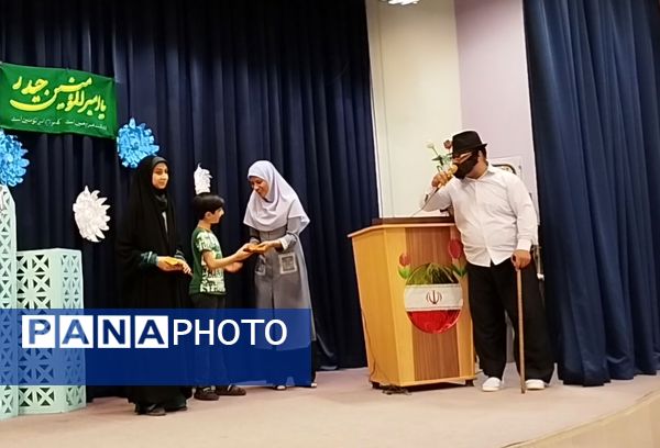 جشن عید سعید غدیر در کانون پرورش و فکری کودکان و نوجوانان شهر حبیب آباد 