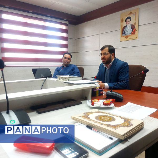  مراسم تقدیر از ناظران و عوامل اجرایی دهمین دوره جشنواره نوجوان خوارزمی شهرستان ملارد 