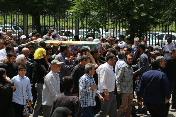تشییع پیکر شهید مدافع حرم لشکر فاطمیون در قم