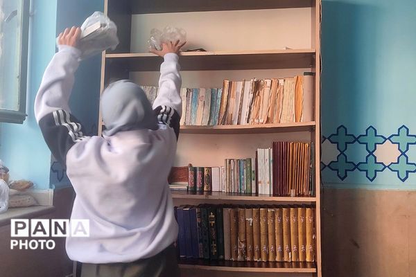 آیین غبارروبی نمازخانه مدرسه شهید معظم همزمان با حلول ماه مبارک رمضان