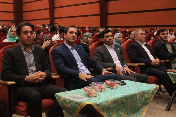 تجلیل از پسران آینده‌ساز بهارستانی
