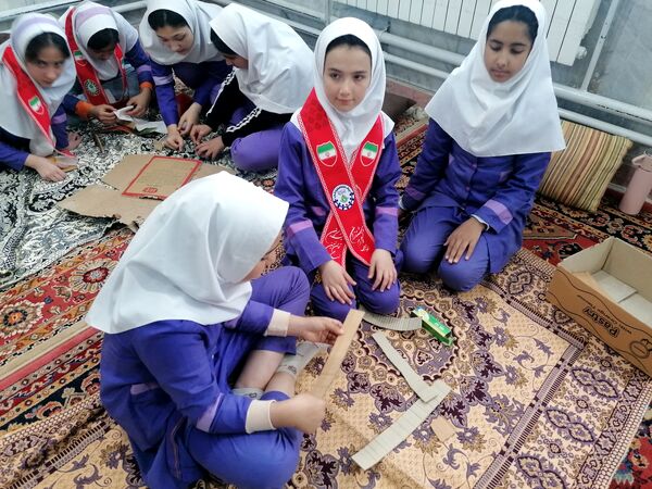 اردوی  درون مدرسه‌ای در مدرسه قرآنی شهید قادر پناه