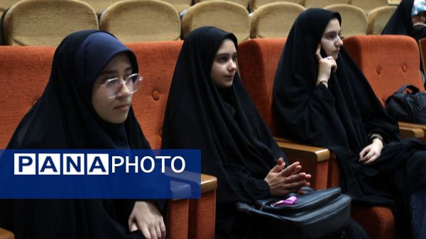 برگزاری مسابقات قرآنی دانش‌آموزان دختر زنجانی