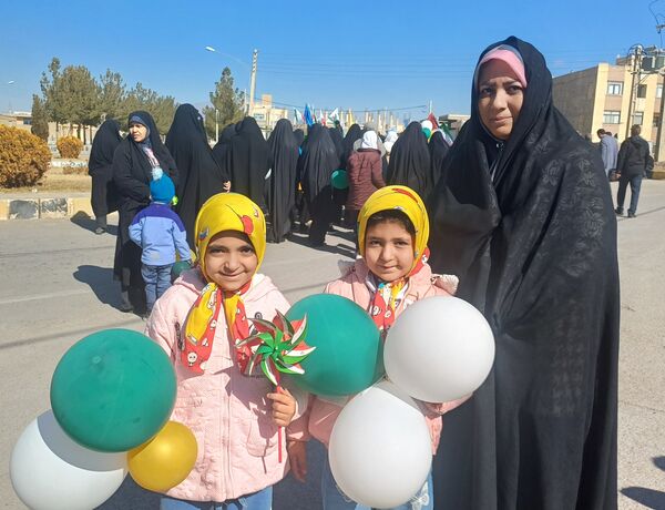 راهپیمایی باشکوه ۲۲ بهمن در شهرستان کوهپایه 