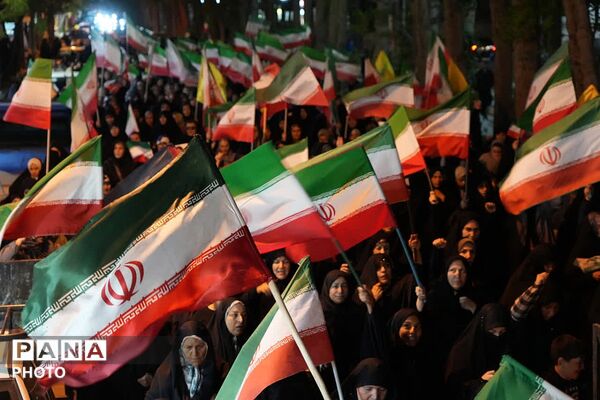 موج پنجاه و دوم حضور مردم کهریزک با حضور فرماندار شهرستان ری 