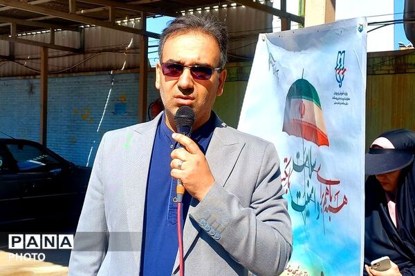 هفته سلامت در ورامین: جشنی برای سلامتی با حضور دانش‌آموزان، فرهنگیان و هلال احمر