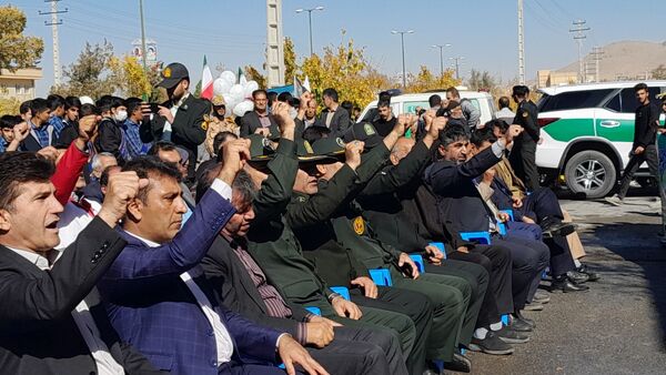  ۱۳ آبان؛ فریاد ایستادگی و عزت ایرانی در شهر بن 