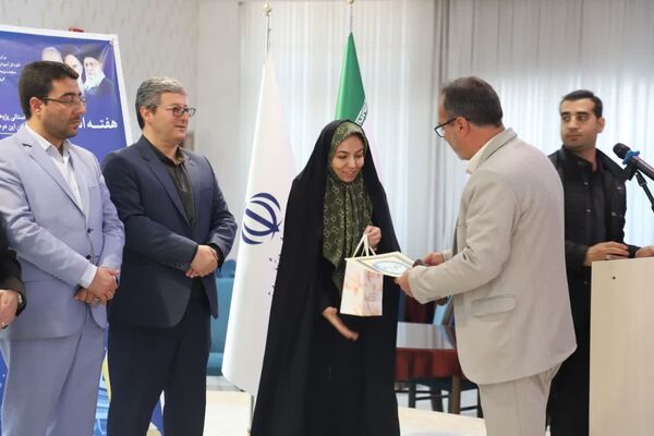 تجلیل از پژوهشگران برتر آموزش و پرورش استان آذربایجان شرقی