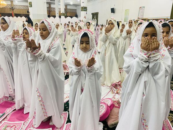 جشن تکلیف متمرکز مدارس شهرستان مه ولات