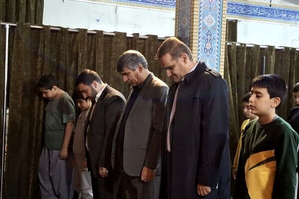 حضور مسئولین شهرستان پردیس در مراسم معنوی اعتکاف 