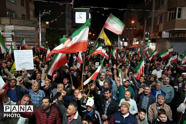 موج پنجاه و دوم حضور مردم کهریزک با حضور فرماندار شهرستان ری 