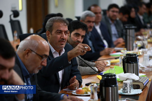 بیست و پنجمین فراخوان ملی پرسش مهر ریاست جمهوری