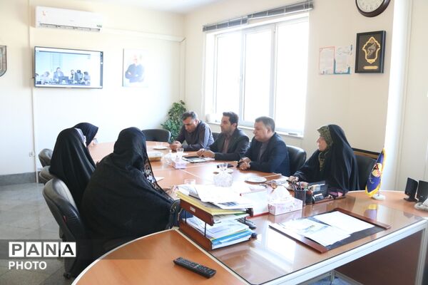 همکاری سازمان دانش‌آموزی و شرکت توزیع برق یزد برای ارتقای فرهنگ مصرف انرژی