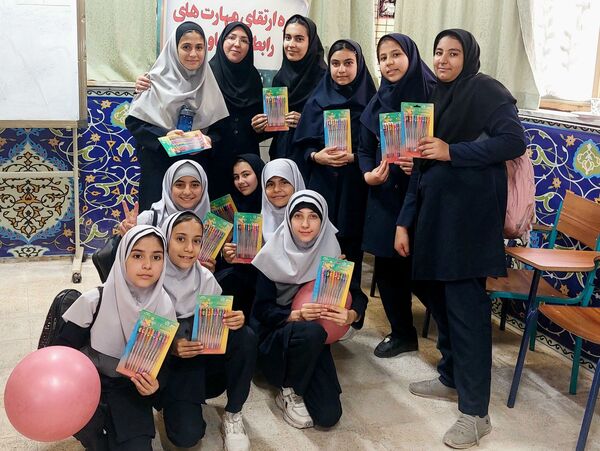 رابطان مشاوره صدای روشن آینده آموزش 