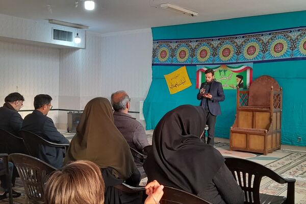 مراسم ایام الله دهه فجر در دبیرستان معارف صدرای ولایت