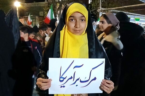 میزبانی باشکوه فرهنگیان خزل در کنار تجمعات شهر فیروزان