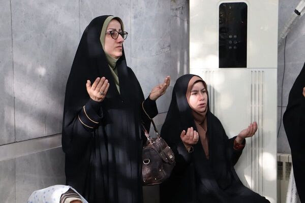 عطر معنویت در آستان بی‌بی سکینه (س) صفادشت