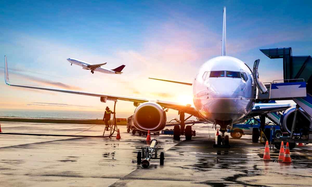 واگذاری بهره‌برداری فرودگاه‌ها به بخش خصوصی