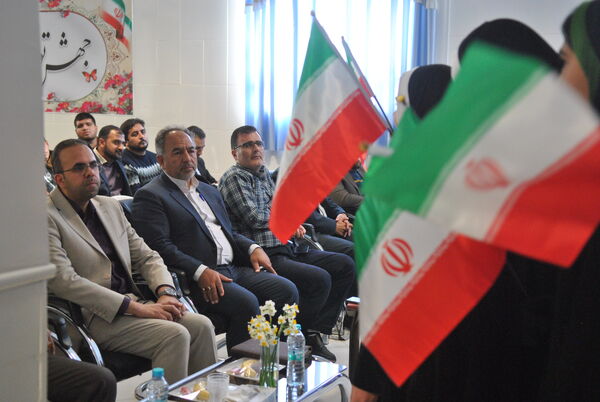 مشارکت معلمان و دانش‌آموزان استثنایی در مسابقات قرآن، عترت و نماز
