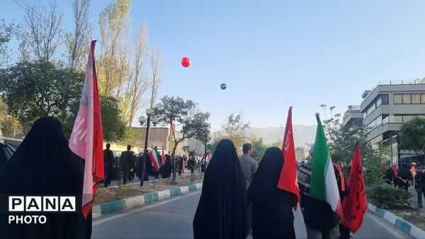 قاب هایی از لحظات وداع با آقای شهید