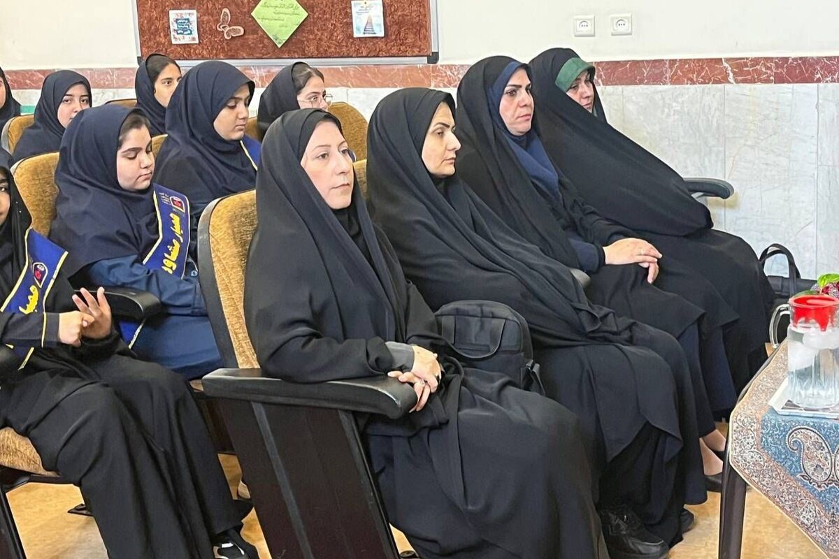 انتخابات همیار مشاور در هفته بهداشت روان 