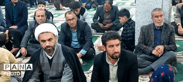 هم‌صدایی دانش‌آموزان قلعه‌رئیسی برای پرواز شهدای میناب