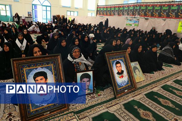 اجتماع همایش «شکوه اقتدار» بسیجیان در لنده