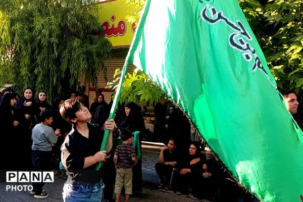 طنین اشک و ماتم در سوگ سالار شهیدان در اسلام آباد غرب