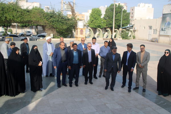 تجدید میثاق با شهدا در بوشهر