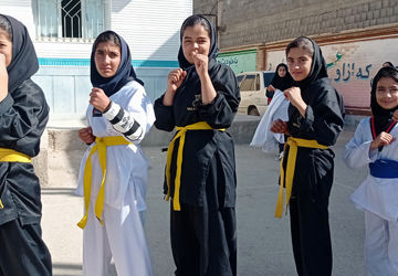 آیین افتتاحیه المپیاد ورزشی درون مدرسه‌ای در مدرسه فردوس شهرک