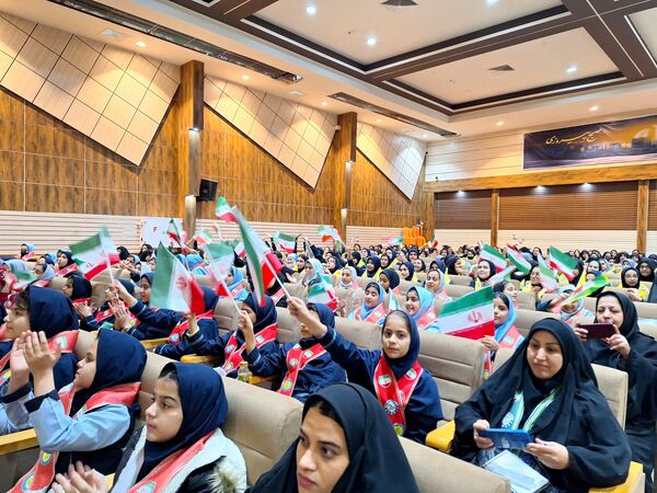 جشن یاوران انقلاب در تربت حیدریه 