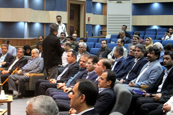 اولین نشست خبری استاندار بوشهر با اصحاب رسانه