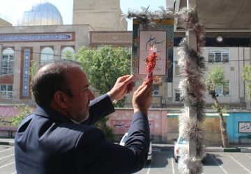 معلمان قهرمانان بی ادعای تعلیم و تربیت هستند 