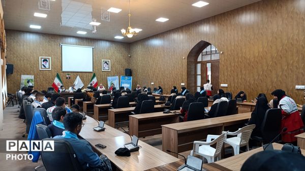 دوره توانمند سازی اعضای خانه های هلال روستایی نیشابور